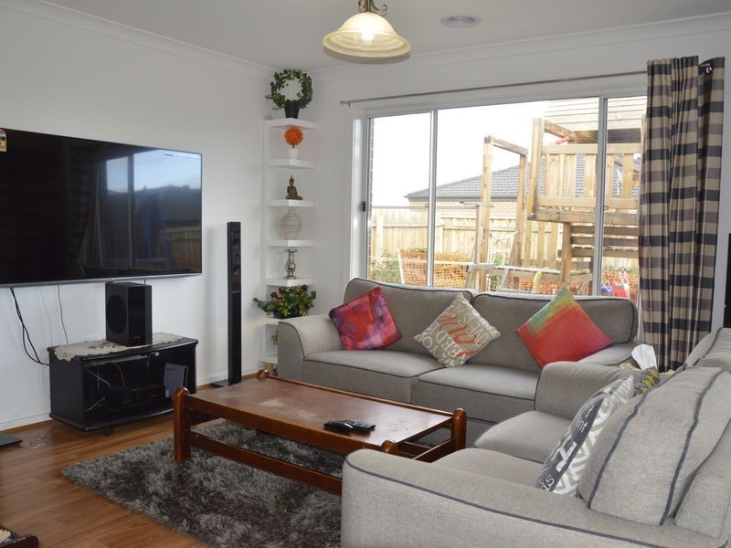 72 Hammersmith Cct, Traralgon VIC 3844