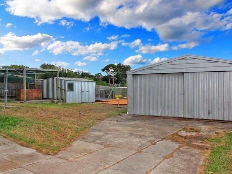 27 Catterick Street, Morwell VIC 3840