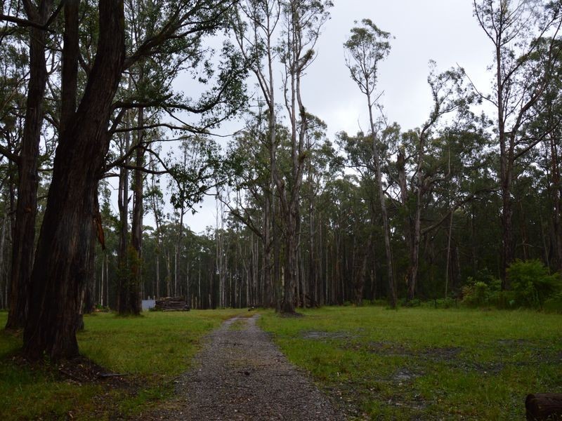 860 McDonalds Track, Narracan VIC 3824