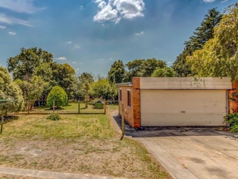 73 Monash Road, Newborough VIC 3825