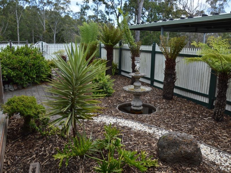 55 View Road, Hernes Oak VIC 3825