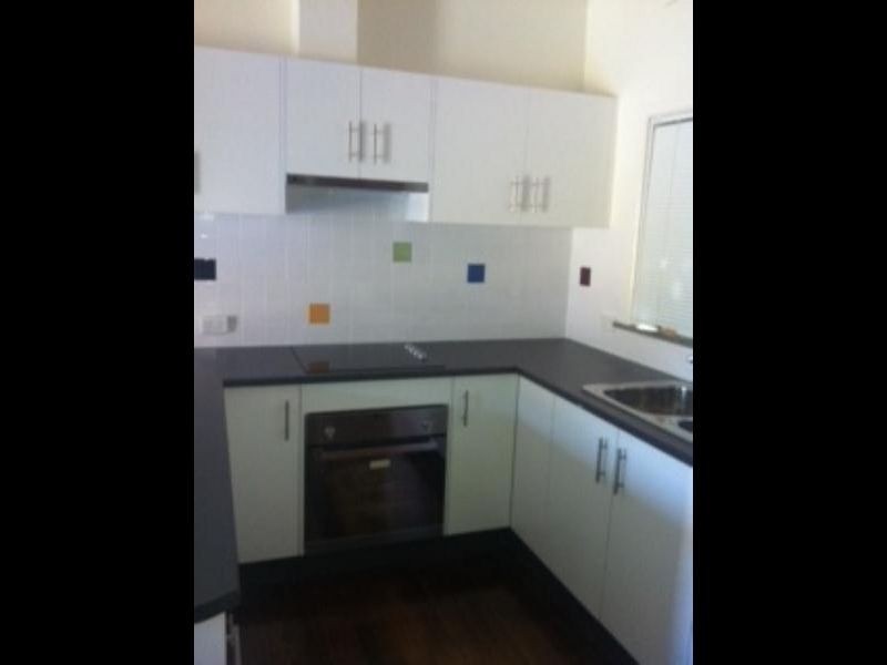 3/11 Travers Street, Morwell VIC 3840