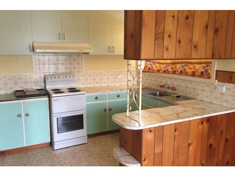 3 Law Street, Newborough VIC 3825