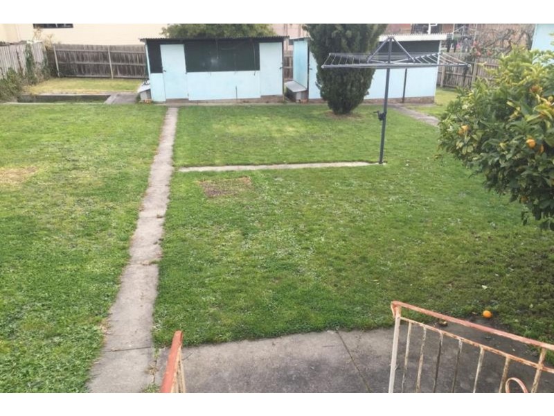 3 Law Street, Newborough VIC 3825