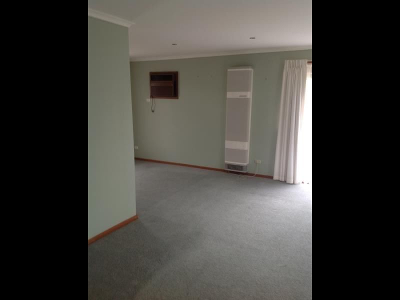 87 Coalville Road, Moe VIC 3825