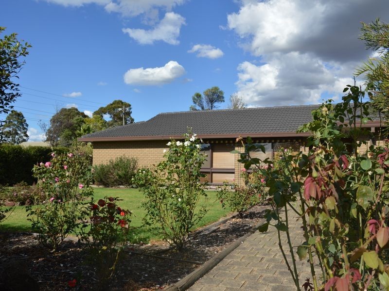 12 Hunter Street, Moe VIC 3825