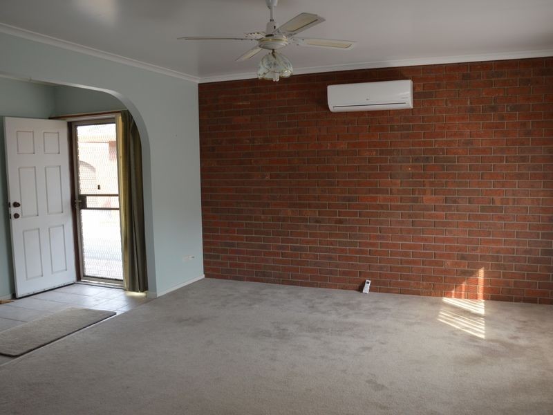 1/15 Gay Street, Morwell VIC 3840