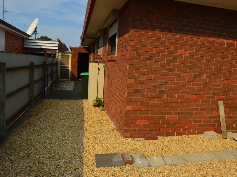 1/15 Gay Street, Morwell VIC 3840