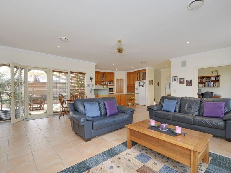 34 Bushfield Court, Traralgon VIC 3844