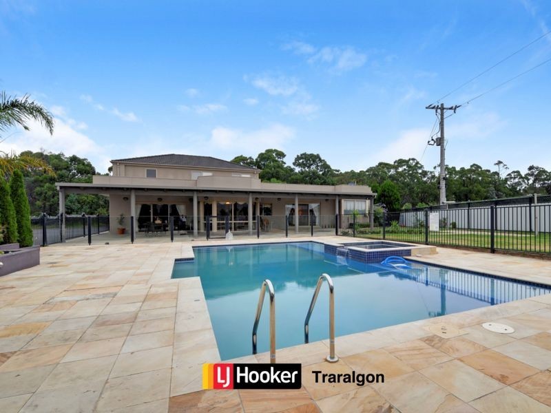 30 Thompsons Road, Newborough VIC 3825