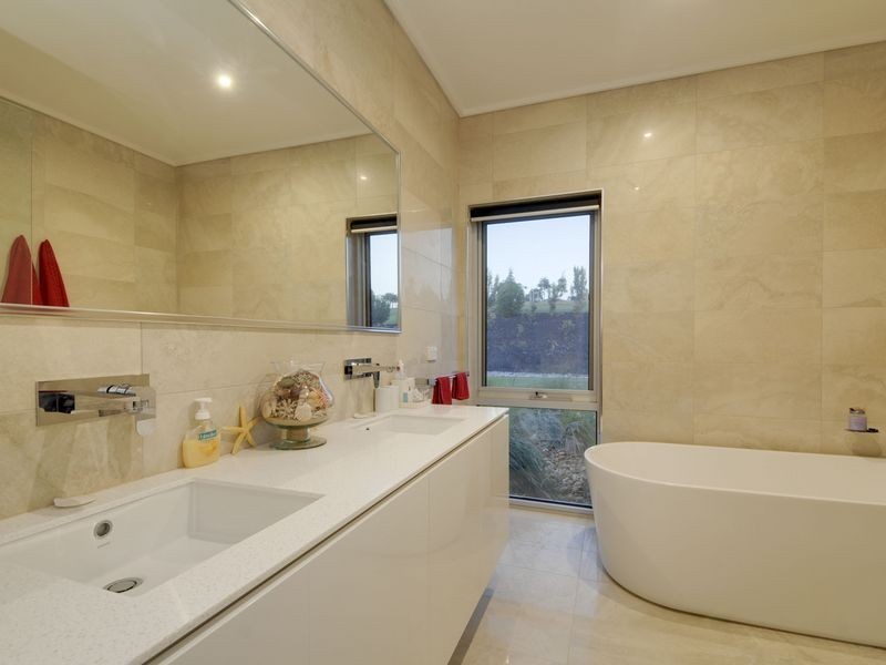 18 Hazelwood Ridge, Hazelwood North VIC 3840