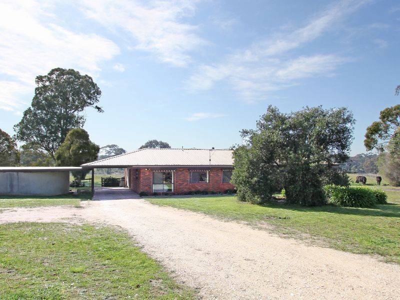 34 Peneplain Road, Heyfield VIC 3858