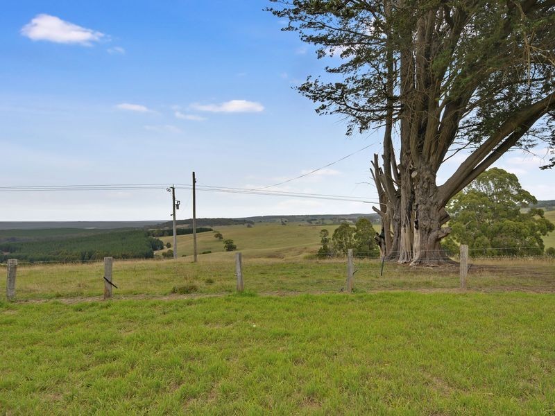 10 Campbells Road, Carrajung VIC 3844