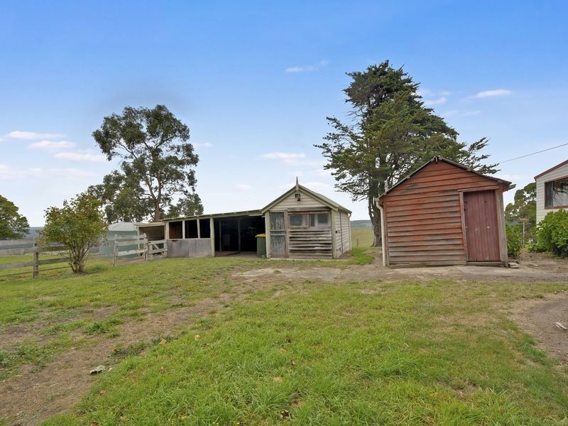 10 Campbells Road, Carrajung VIC 3844