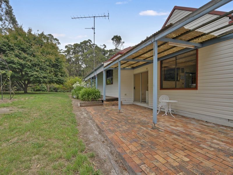 10 Campbells Road, Carrajung VIC 3844