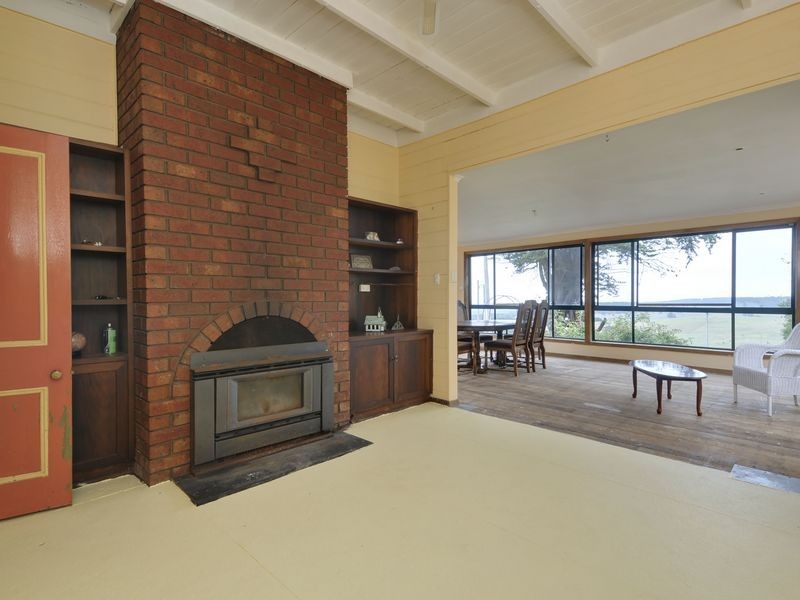 10 Campbells Road, Carrajung VIC 3844