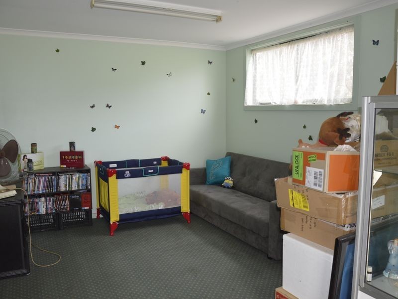 15 Michael Road, Hazelwood North VIC 3840