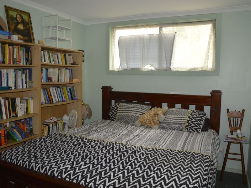 15 Michael Road, Hazelwood North VIC 3840