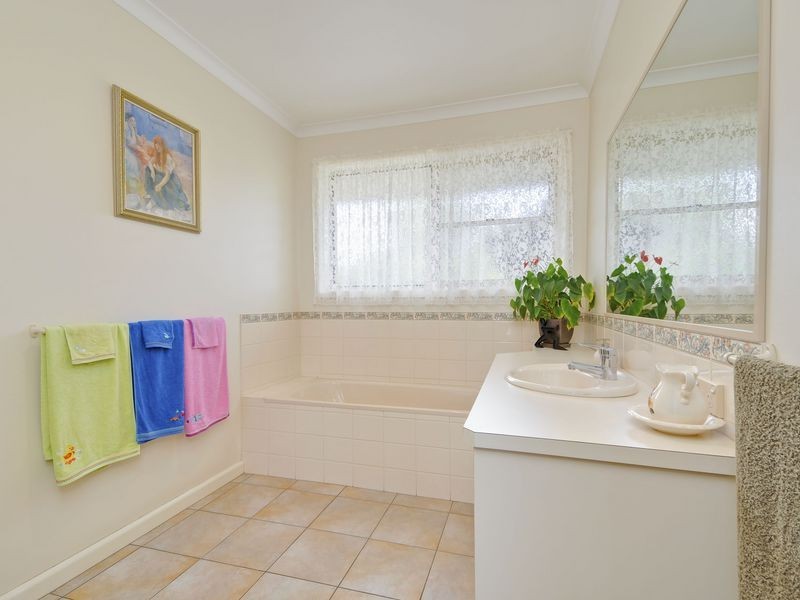 15 Hoven Drive, Traralgon VIC 3844