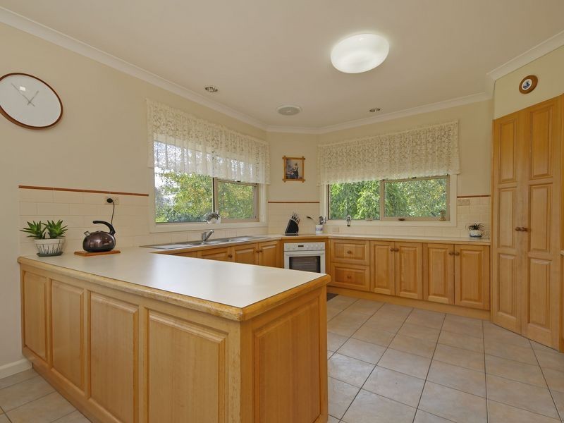15 Hoven Drive, Traralgon VIC 3844