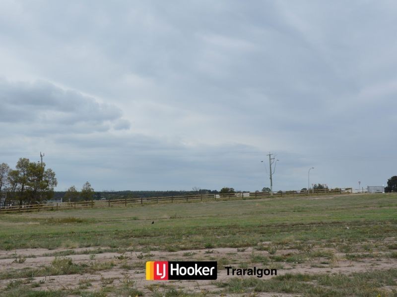 6 Atkinson Avenue, Churchill VIC 3842
