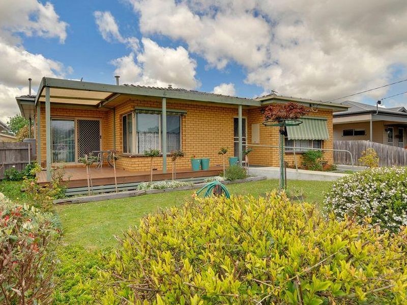 24 Elizabeth Street, Traralgon VIC 3844