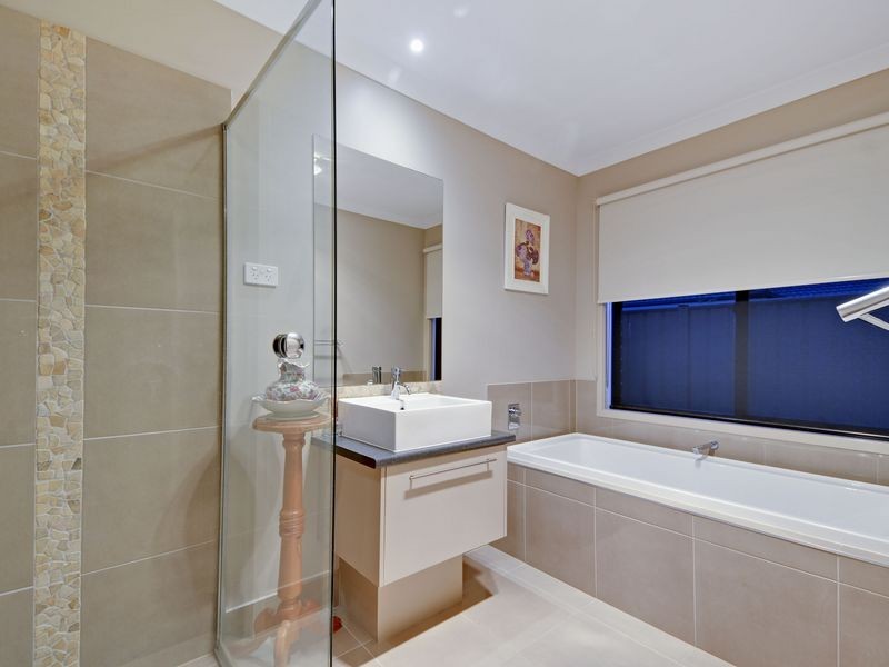 3 Chown Court, Rosedale VIC 3847