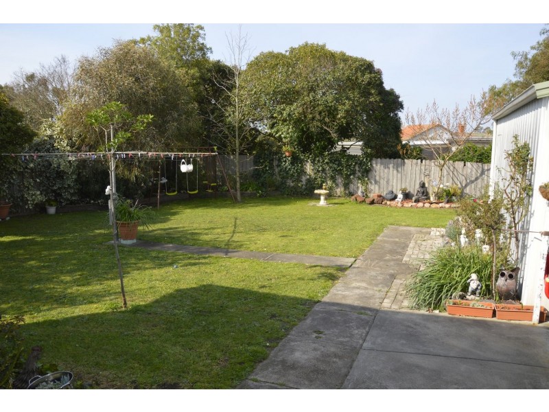 16 Ryan Avenue, Traralgon VIC 3844