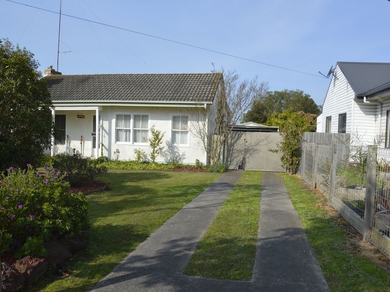 16 Ryan Avenue, Traralgon VIC 3844