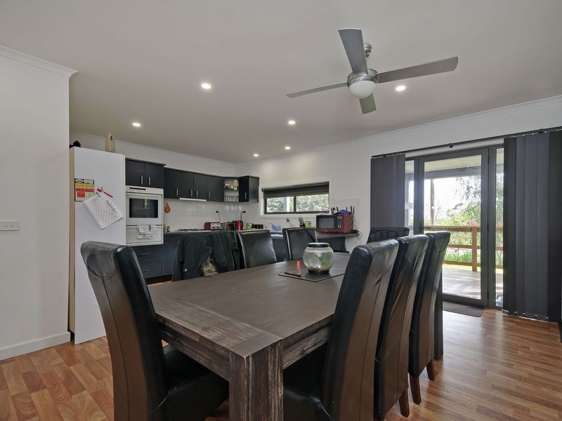 125 Service Road, Moe VIC 3825
