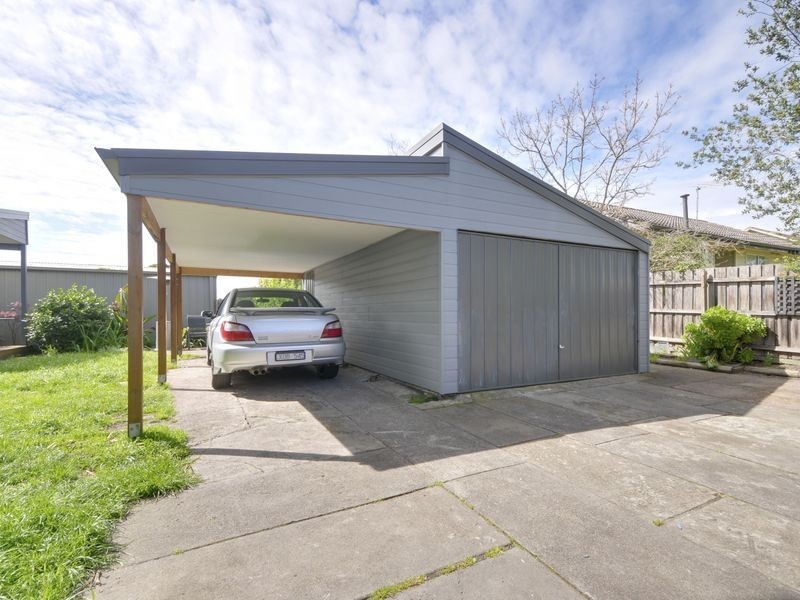 125 Service Road, Moe VIC 3825