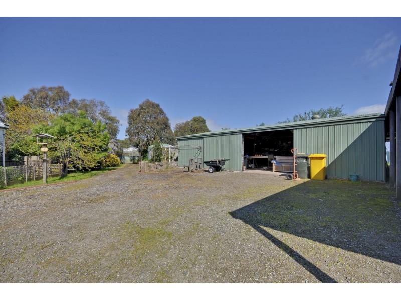 100 Flynns Creek Road, Flynn VIC 3844