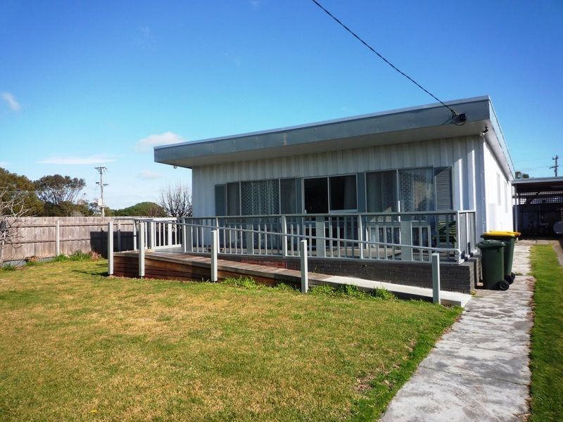 21 Seaward Street, Mcloughlins Beach VIC 3874
