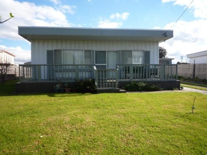 21 Seaward Street, Mcloughlins Beach VIC 3874