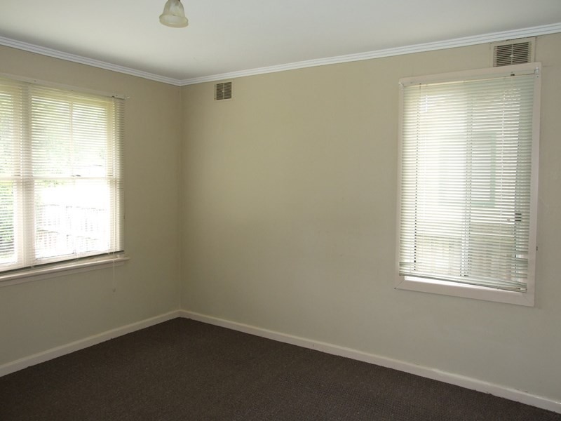119 Service Road, Moe VIC 3825