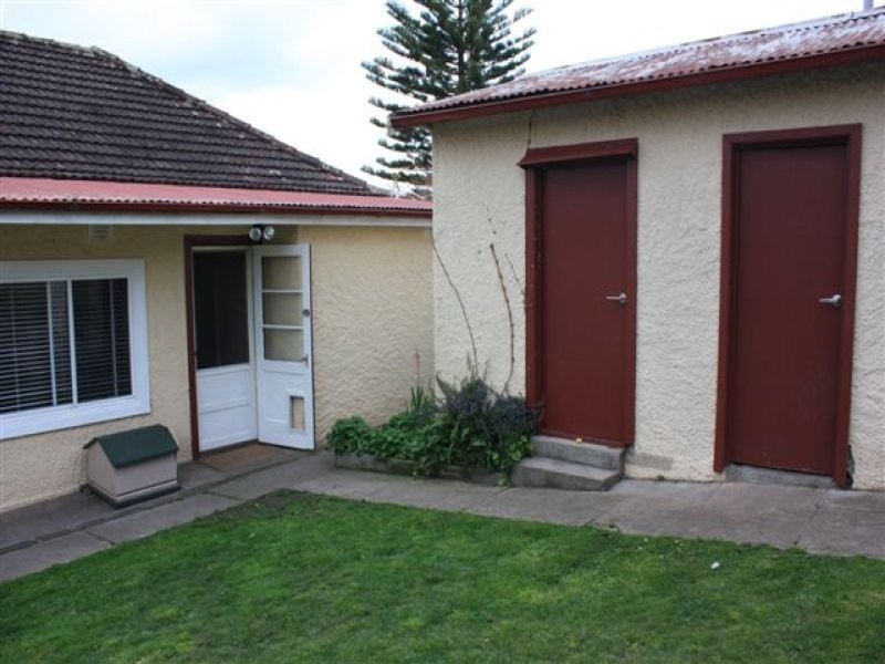 22 Bayley Street, Moe VIC 3825