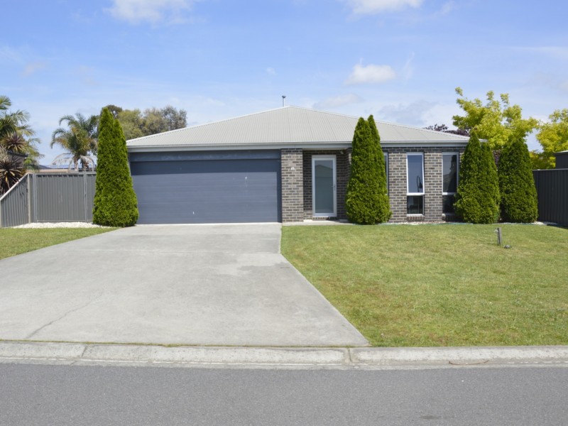 15 Victoria Court, Traralgon VIC 3844