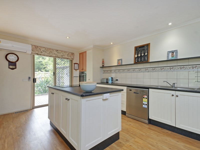 12 Acacia Way, Churchill VIC 3842