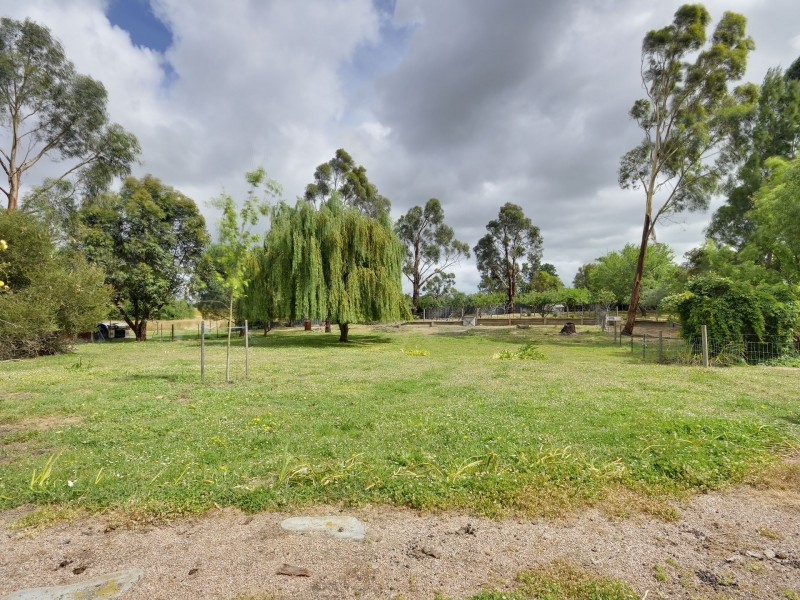 12 Acacia Way, Churchill VIC 3842