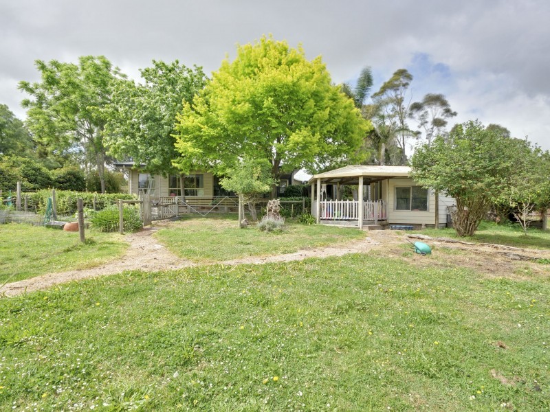12 Acacia Way, Churchill VIC 3842
