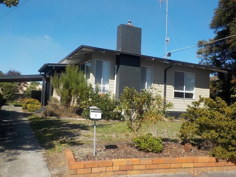 1 Alexander Avenue, Moe VIC 3825