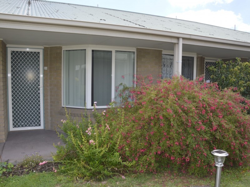 Unit 33/27-29 Moore Street, Moe VIC 3825