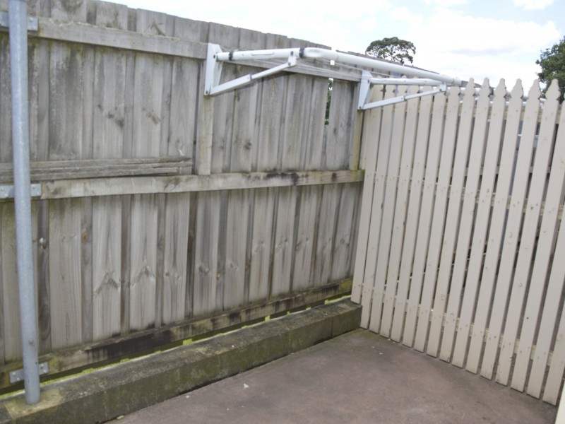 Unit 33/27-29 Moore Street, Moe VIC 3825