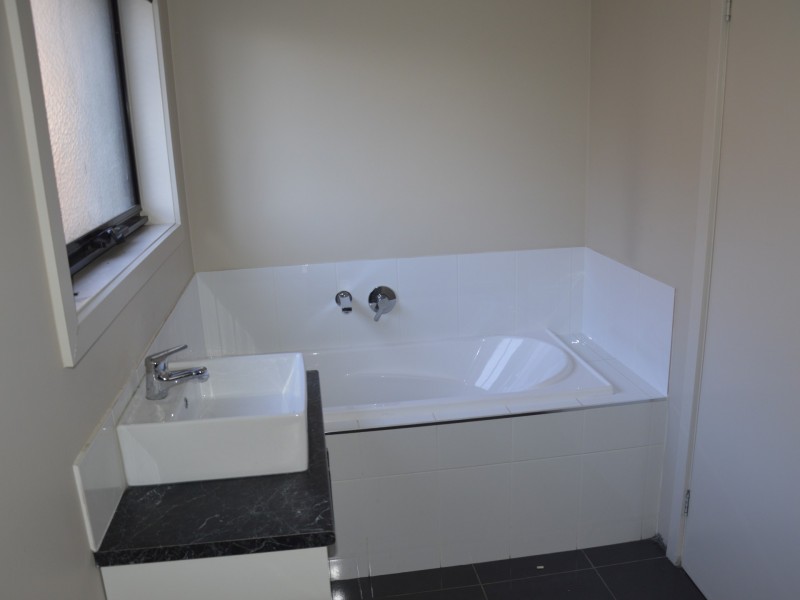 17A Hawker Street, Moe VIC 3825