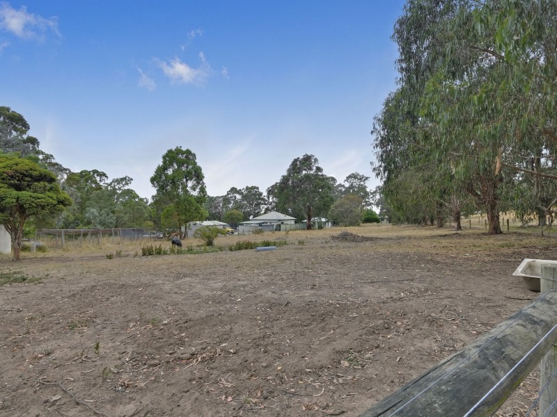 36 Fox’s Road, Toongabbie VIC 3856