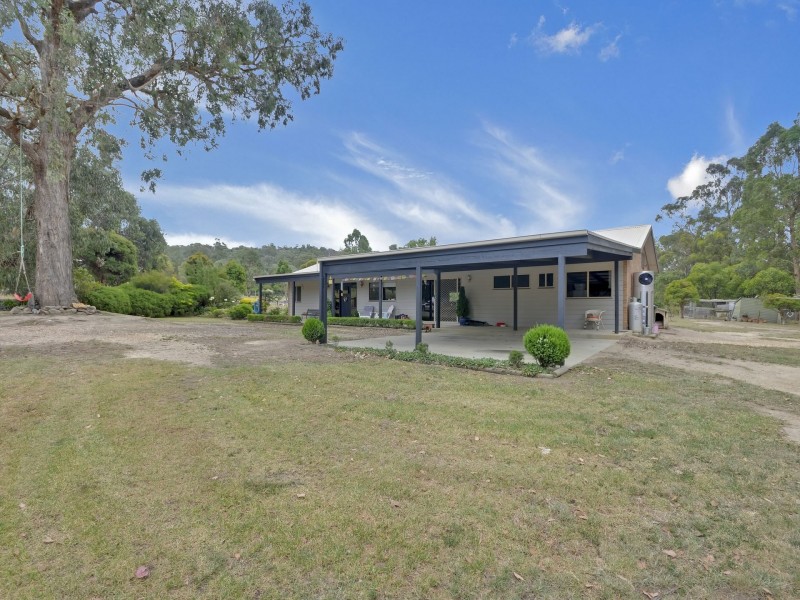 36 Fox’s Road, Toongabbie VIC 3856