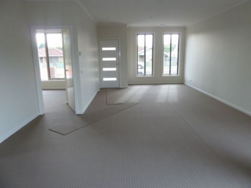 1/41 Vale Street, Moe VIC 3825