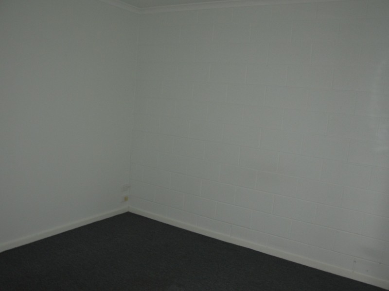 33/27-39 Moore Street, Moe VIC 3825