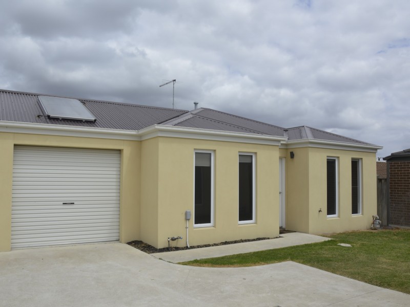 Unit 8/115 Liddiard Road, Traralgon VIC 3844
