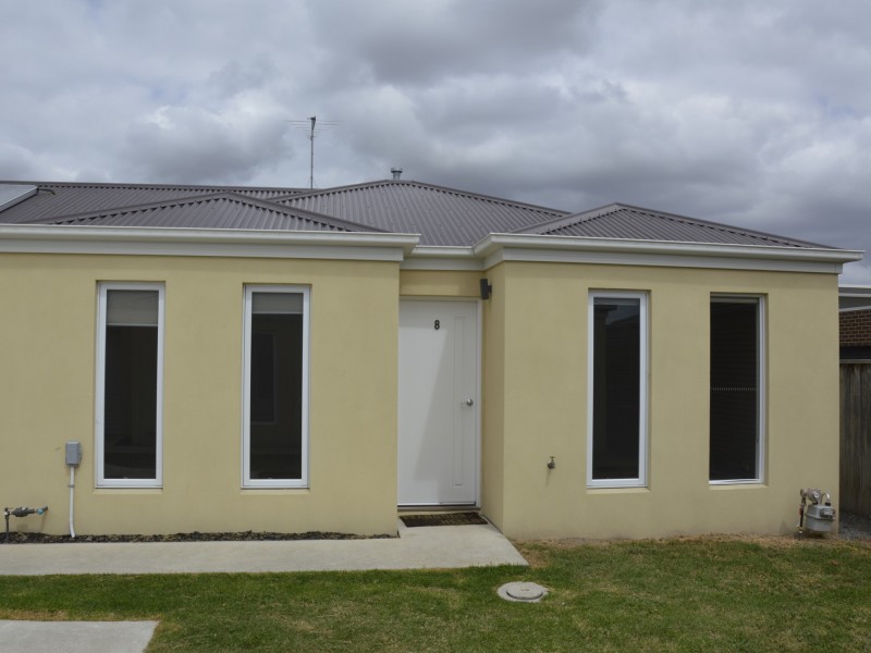 Unit 8/115 Liddiard Road, Traralgon VIC 3844